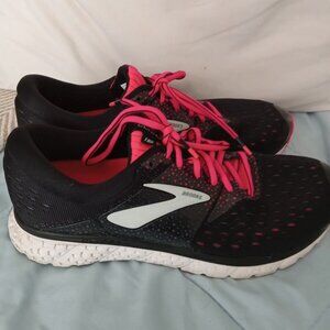 Brooks women's 11 black and pink tennis running shoes